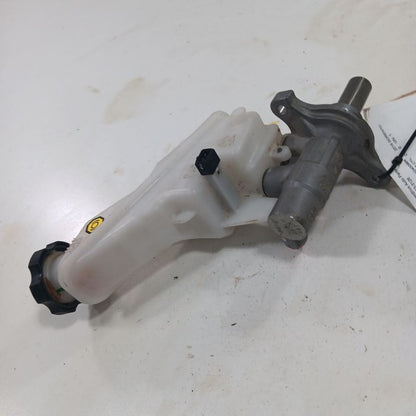 58510C6800 Brake Master Cylinder Fits 16-20 Kia Sorento