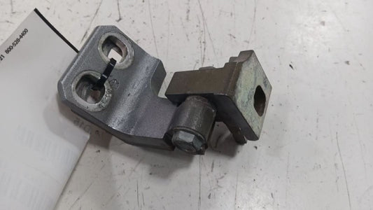 Dodge Dart Door Hinge Set Left Rear  2013 2014 2015 2016