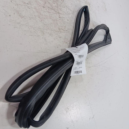 Buick Encore On Door Seal Rubber Right Passenger Front  2017 2018 2019