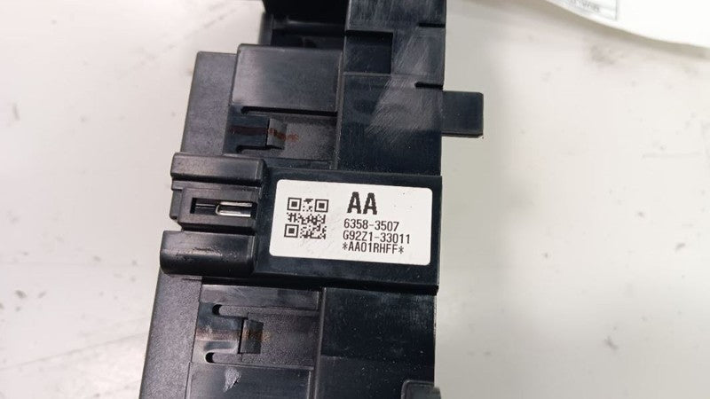 Toyota Prius Battery Junction Relay    2012 2013 2014 2015 OEM