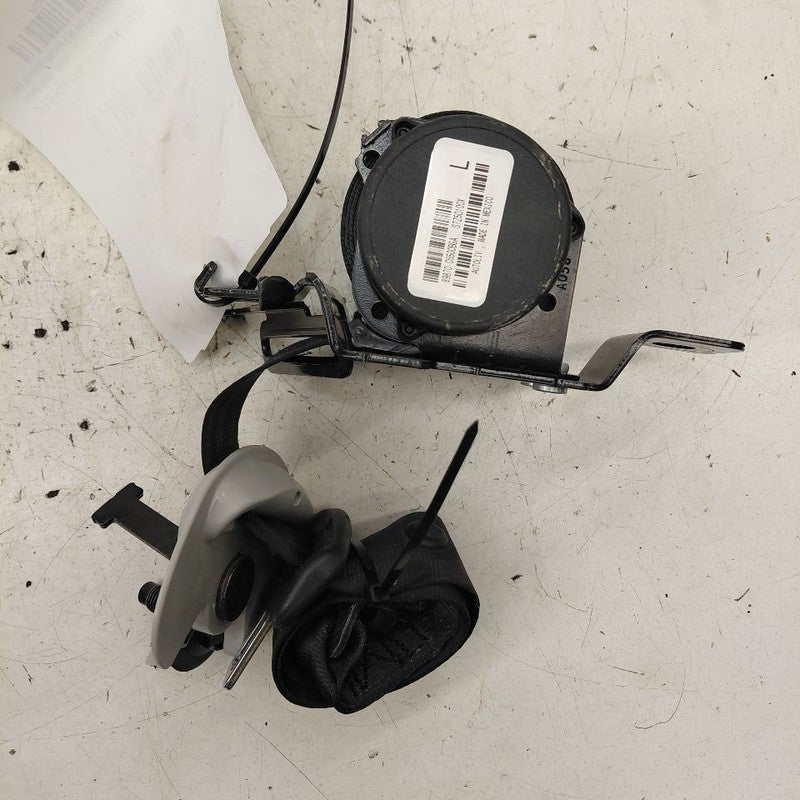 Kia Sorento Third Row Left Rear Seat Belt Strap Retractor 2018 2017 20