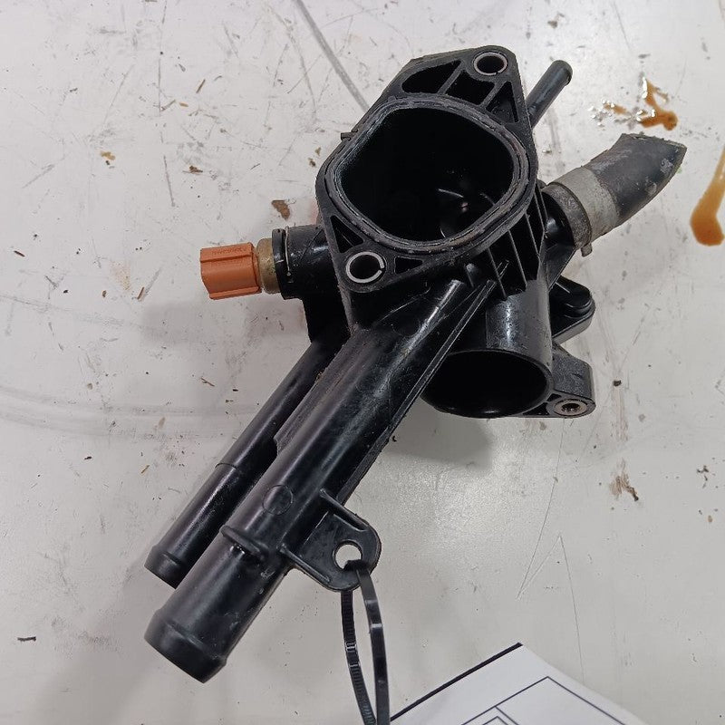 Kia Sportage 2.4 Coolant Line Crossover Pipe  2022 2021 2020 2019 2018
