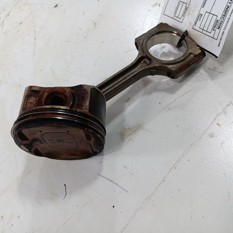 Nissan Versa 1.6 Single Piston With Connecting Rod   2023 2022 2021 20