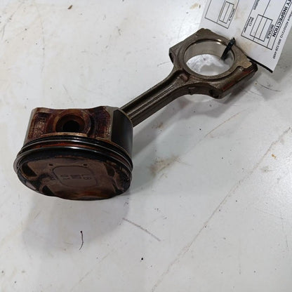 Nissan Versa 1.6 Single Piston With Connecting Rod   2023 2022 2021 20