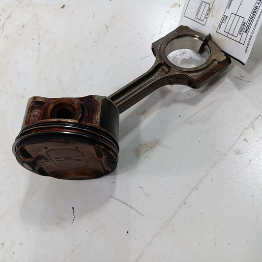 Nissan Versa 1.6 Single Piston With Connecting Rod   2023 2022 2021 20