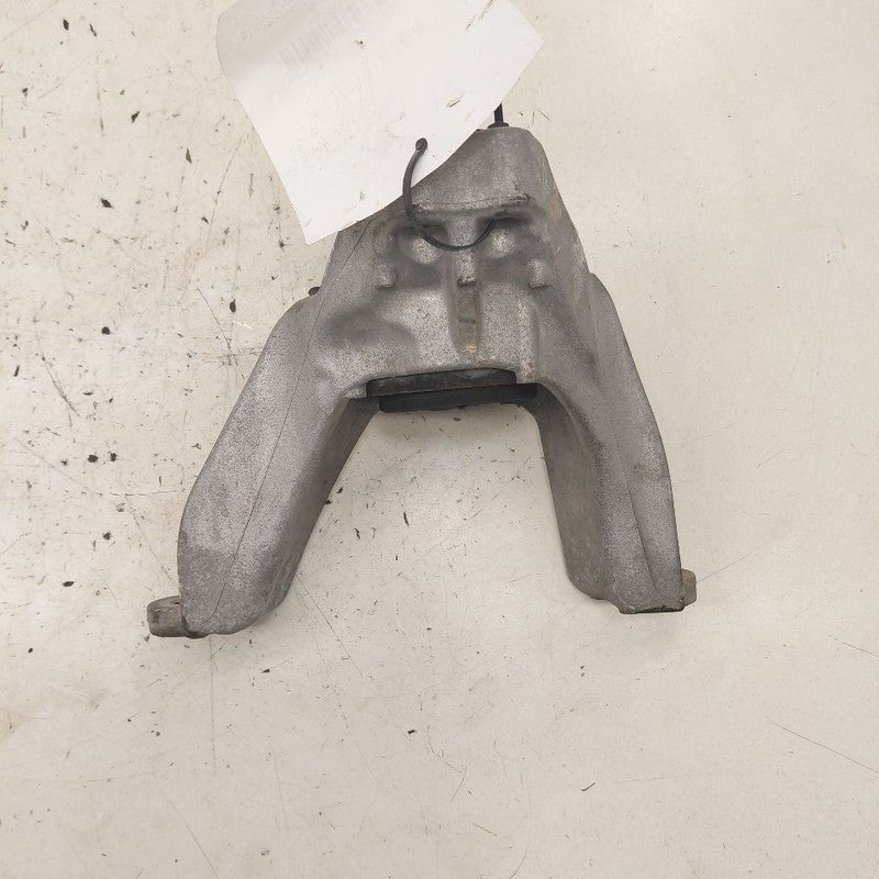 Honda CR-V Engine Motor Mount Right Passenger  2.4 2019 2018 2017