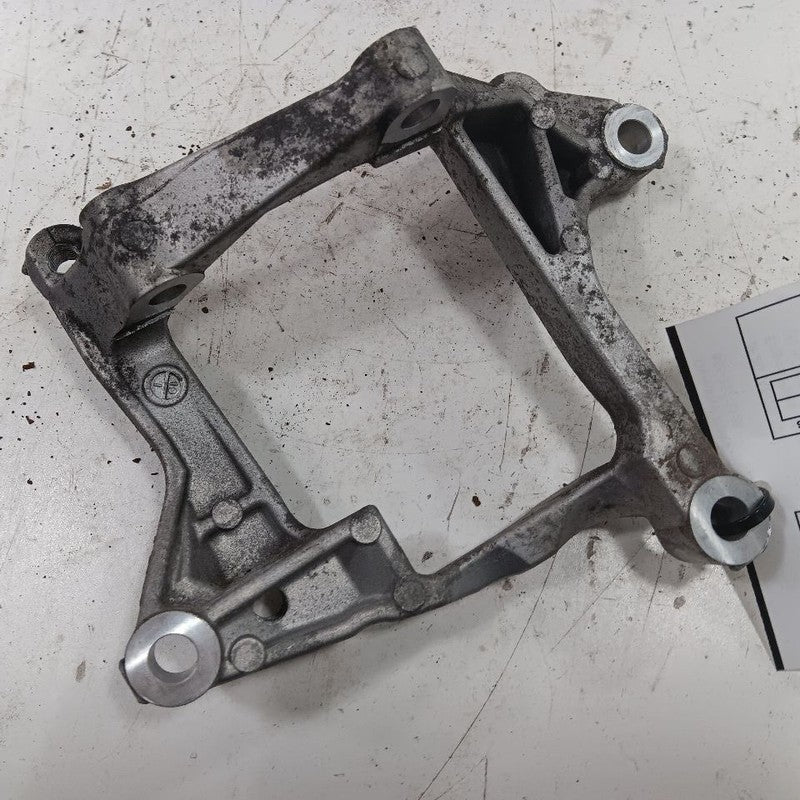 Subaru Crosstrek 2.0 Oil Compressor Mount 2019 2020 2021 2022 2023 OEM