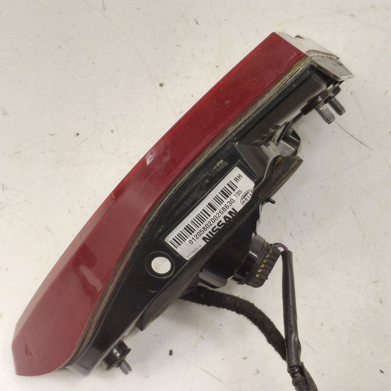 Passenger Right Tail Light Brake Lamp Lid Mounted Fits 16-18 Nissan Ma