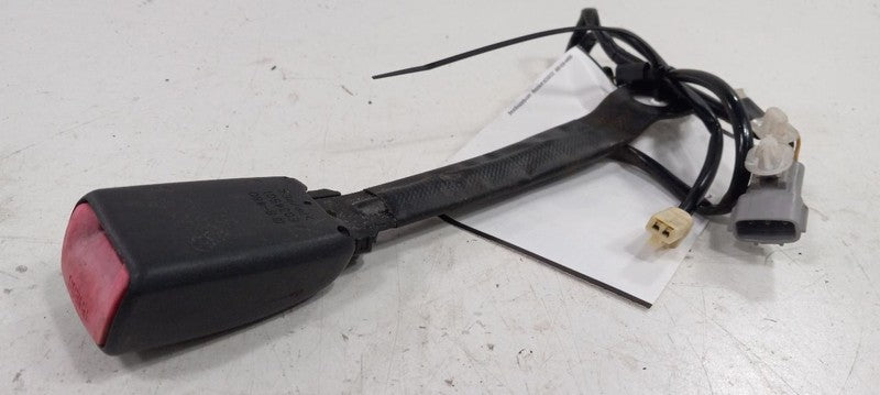 7323052350B0 Seat Belt Front Bucket Passenger Right Buckle Fits 04-05 SCION XA