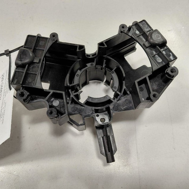 Buick Encore Steering Colum Switch Housing {42526243} 2022 2021 2020 2