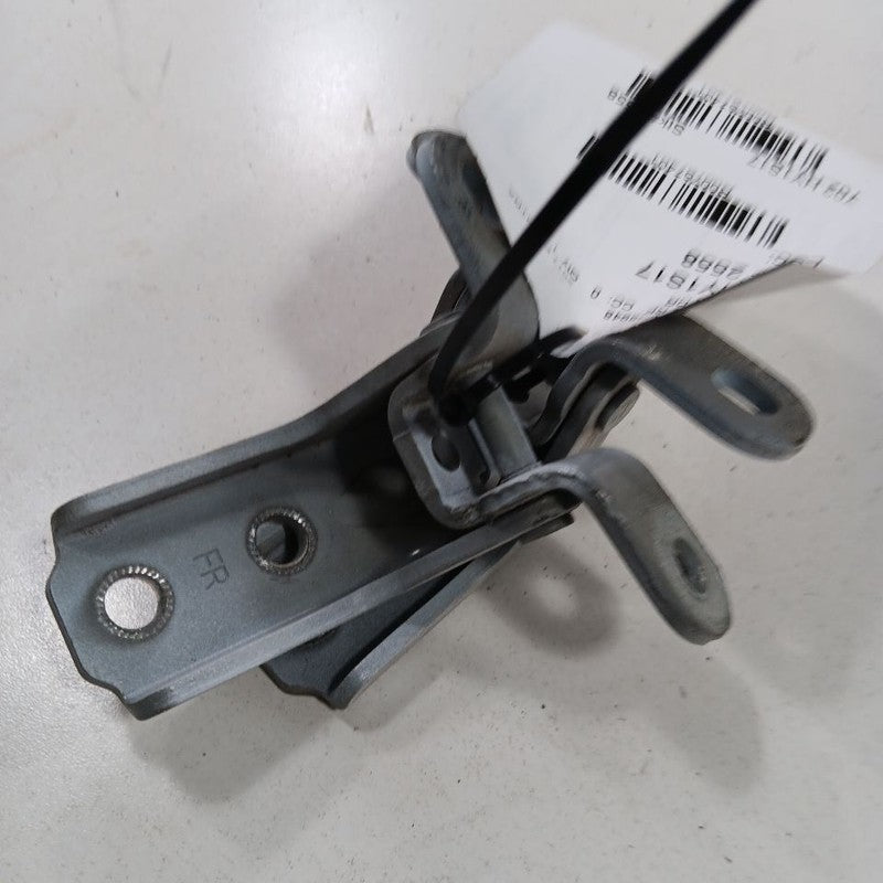 Hyundai Elantra Door Hinge Set Right Front Passenger  2017 2018 2019 2