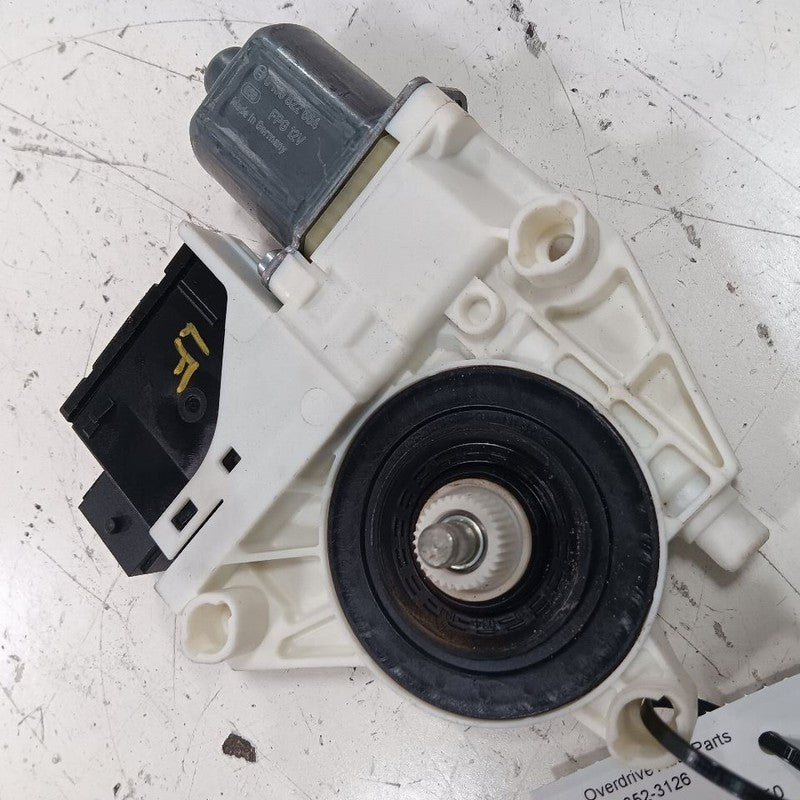 Fiat 500 Driver Left Front Power Window Motor  2016 2017 OEM