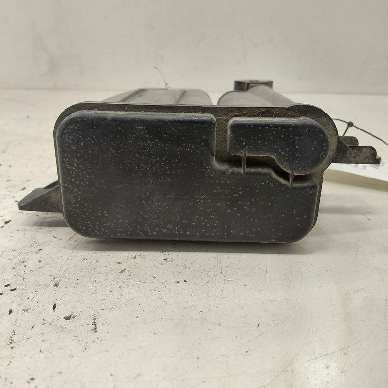 Hyundai Santa Fe Fuel Vapor Canister Charcoal Evaporator Can  2019 202