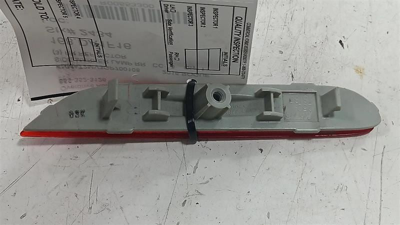 Nissan Rogue Rear Marker Light Lamp  2014 2015 2016 2017 OEM