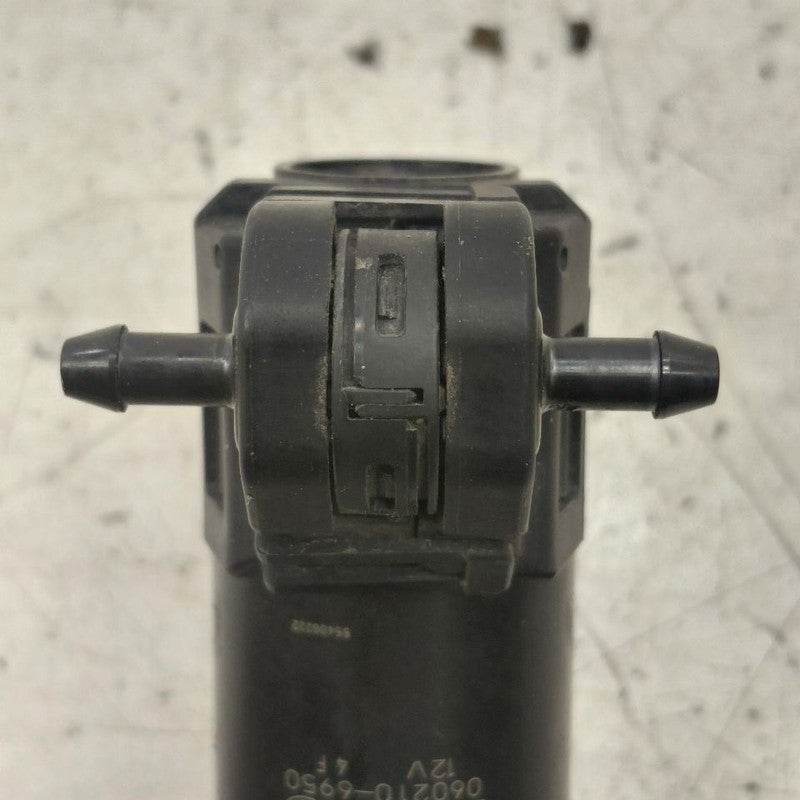 Toyota Prius Windshield Washer Wash Fluid Reservoir Motor Pump Electri
