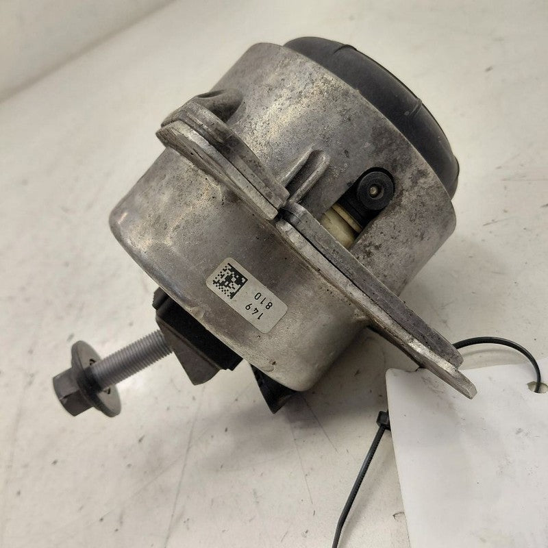 Alfa Romeo Stelvio Engine Motor Mount Right Passenger  2018 2019 2020 
