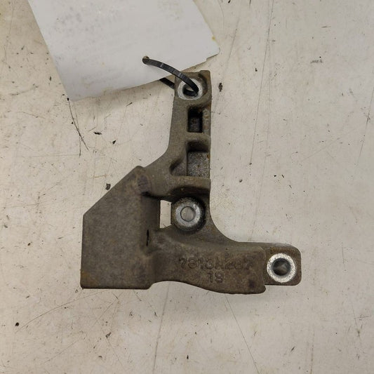 Mitsubishi Outlander   AC Mount Bracket  2018 2017 2016