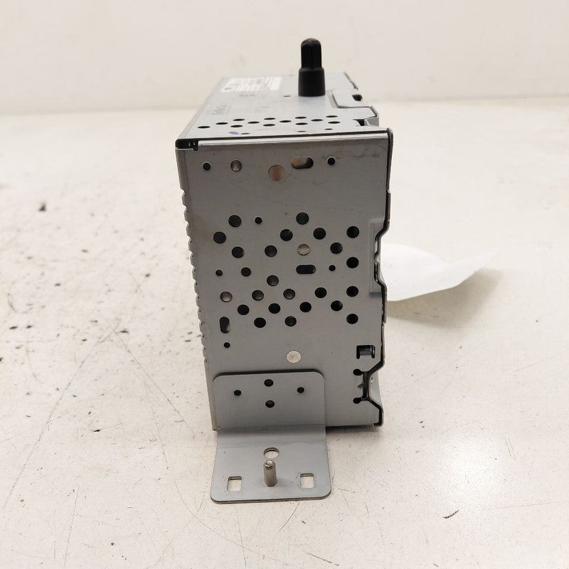 Audio Equipment Radio Receiver Am-fm-bluetooth Fits 20-21 Ford Escape
