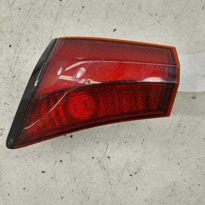Driver Left Tail Light Brake Lamp VIN Fu 7th And 8th Digit 19-22 Toyot