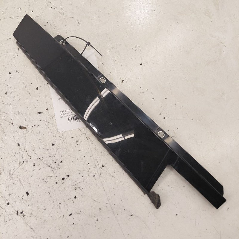 2018 Fiat 500 X Model Left Rear Door Applique Trim {51940155}