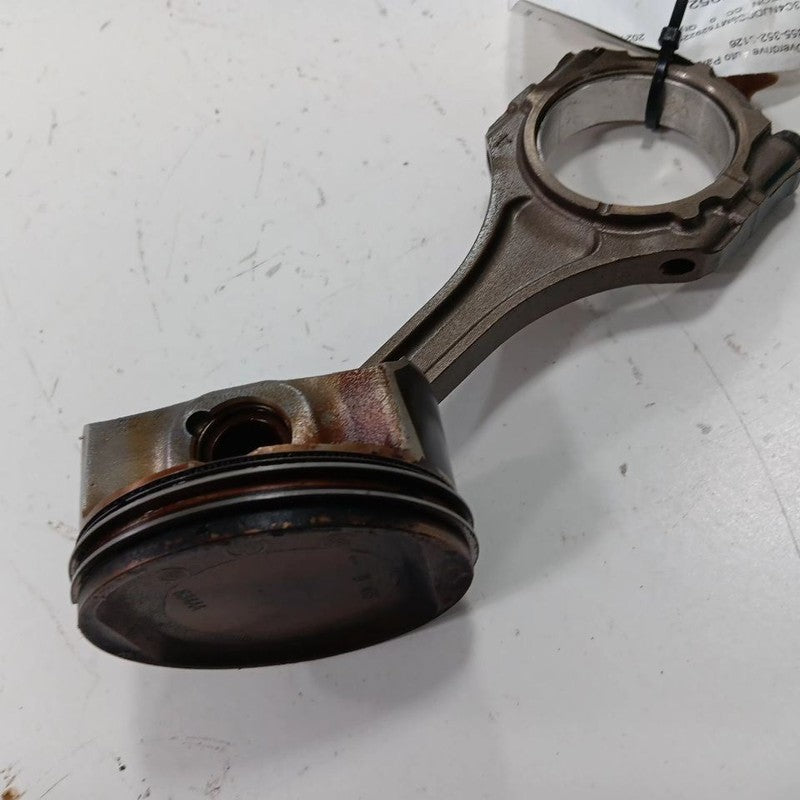 Jeep Compass 2.4 Single Piston With Connecting Rod   2021 2020 2019 2018 2017