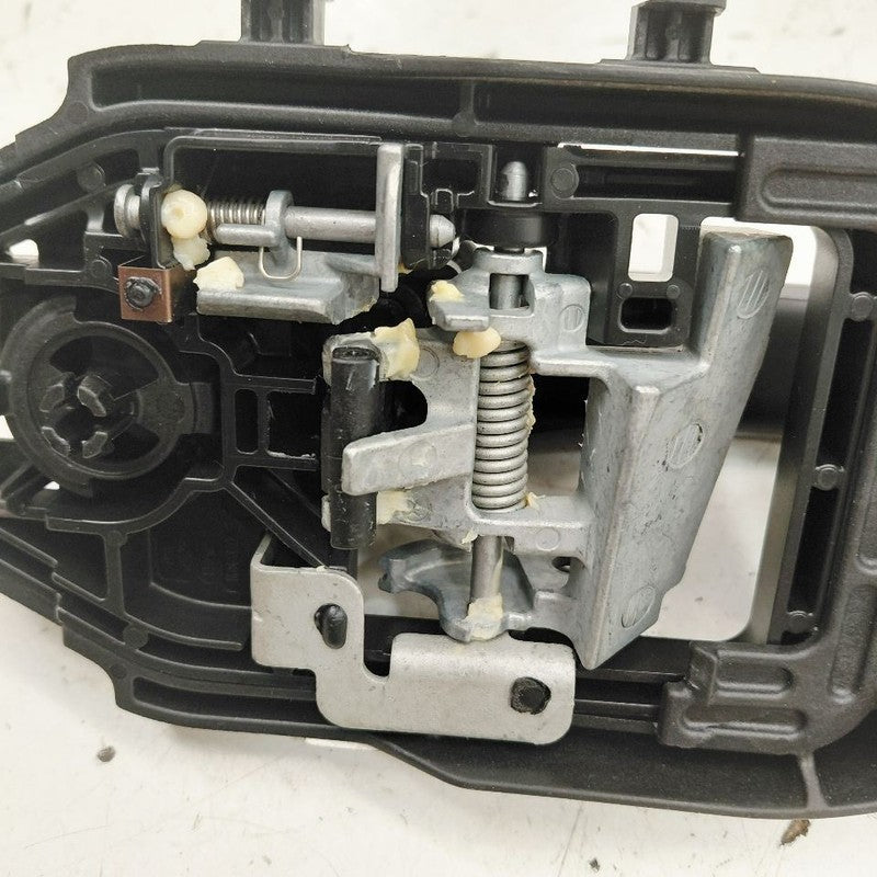 Passenger Right Front Door Handle Exterior Fits 20-24 Ford Escape