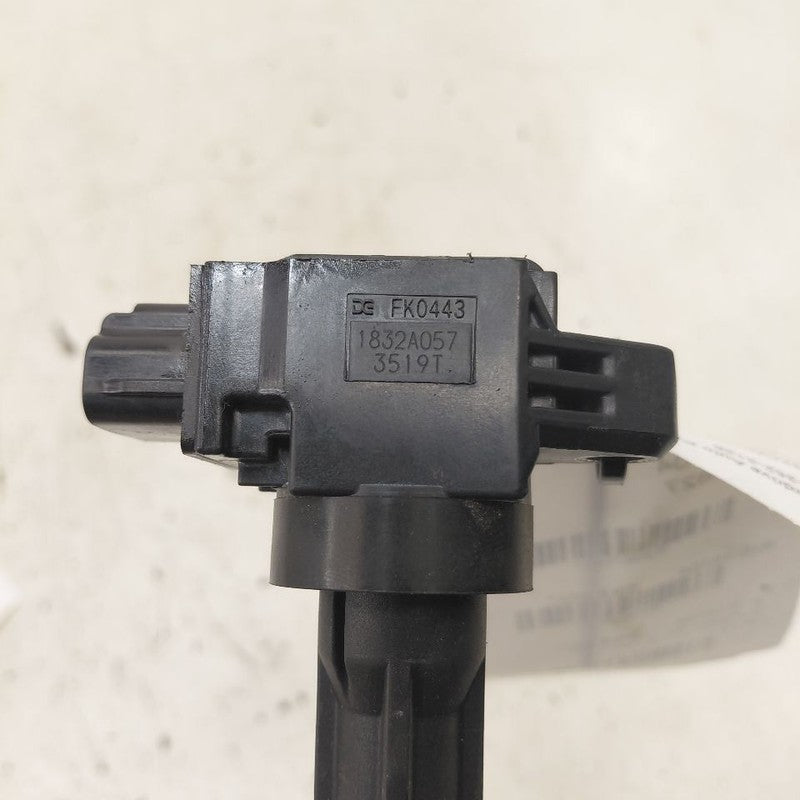 Coil Ignition Ignitor Fits 14-15 17-24 Mitsubishi Mirage