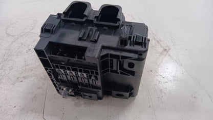 PZ1Z14A068B Ford Escape    2023 Fuse Box Engine