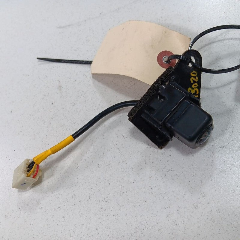 Tailgate Mounted Reverse Camera Broken Tab 19-20 Mitsubishi Outlander 