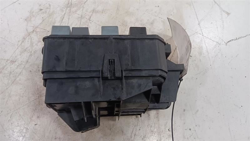 Fuse Box Engine VIN B 8th Digit Opt Luv Fits 15-16 Buick Encore OEM
