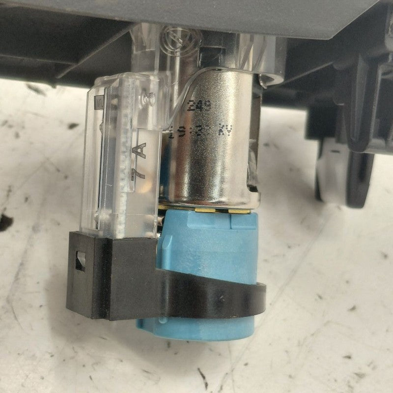 Alfa Romeo Stelvio 12V Power Port Socket  2018 2019 2020 2021