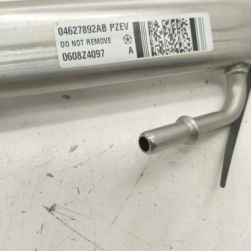 2018 Fiat 500 X 2.4 Model Fuel Rail Injection Injector Mount Bar