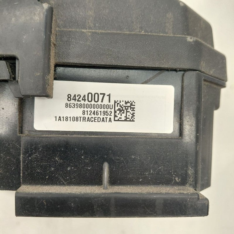 Fuse Box Engine Fits 16-18 Chevy Volt