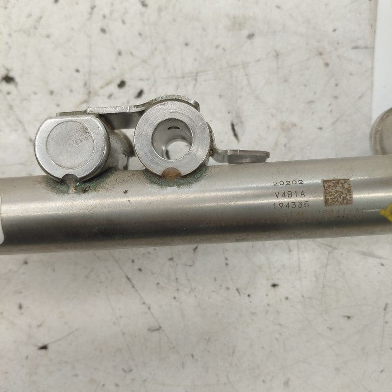 Ford Edge Passenger Rear Fuel Rail Injection Injector Mount Bar  2019 