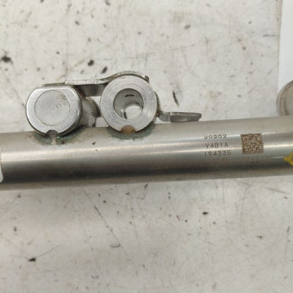 Ford Edge Passenger Rear Fuel Rail Injection Injector Mount Bar  2019 