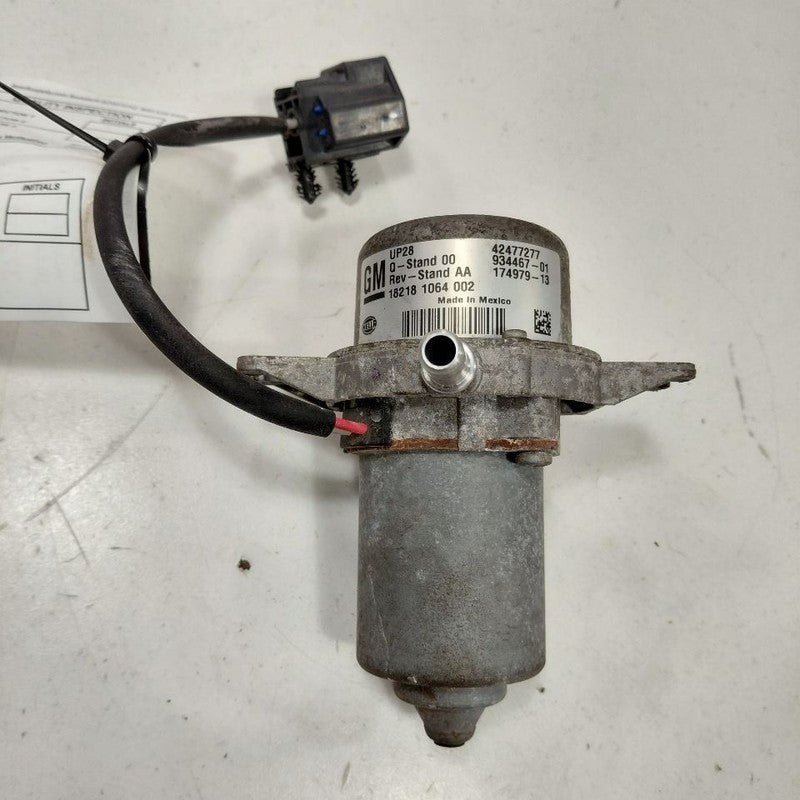 Vacuum Pump Fits 16-23 Chevy Malibu OEM