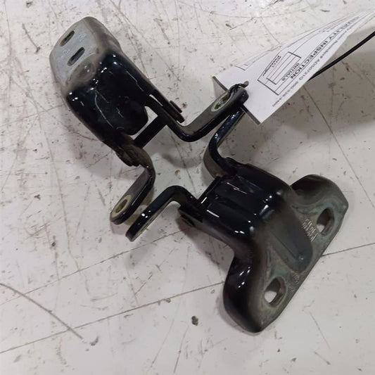 Buick Encore Door Hinge Set Right Rear Passenger  2018 2019 2020 OEM