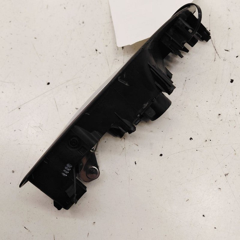 Buick Encore GX Door Handle Left Driver Front Interior Inside  2020 20