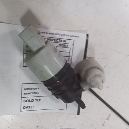 Chevy Trailblazer Windshield Washer Fluid Reservoir Motor Pump Electric 2021 