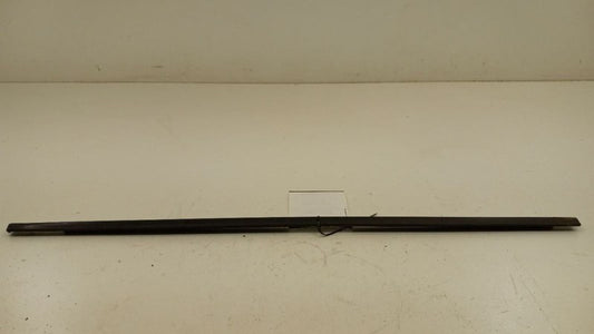Chevy Cobalt Door Glass Window Weather Strip Trim Front Right Passenger 2006 200