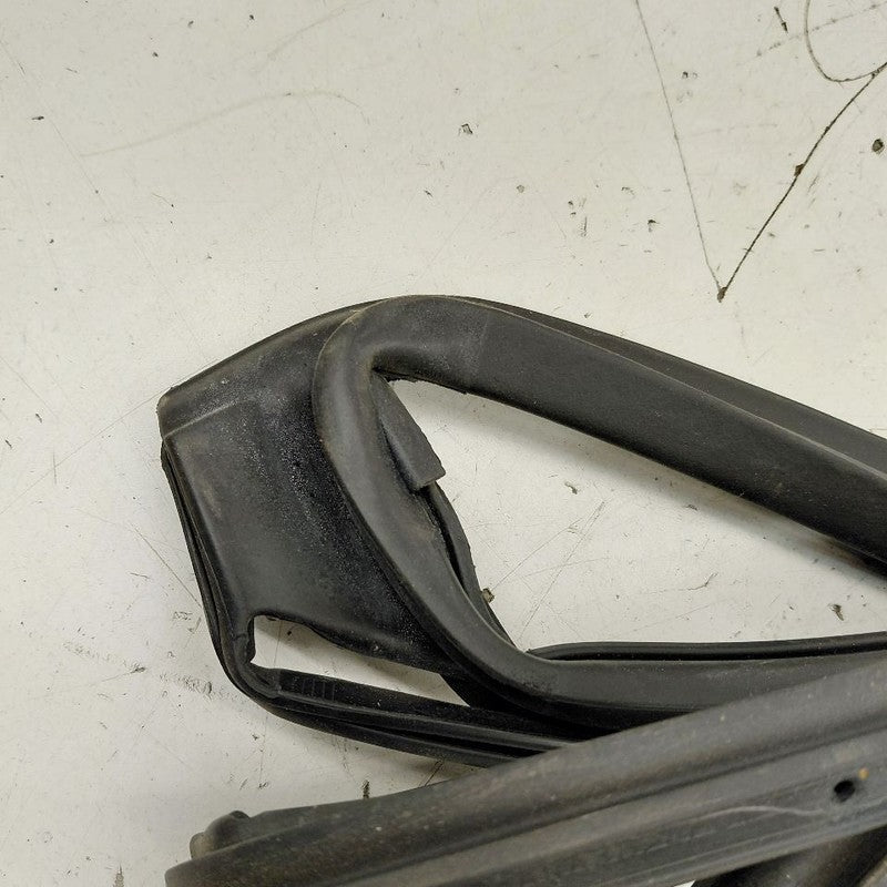 Subaru Crosstrek On Door Seal Rubber Right Passenger Rear Back  2023 2