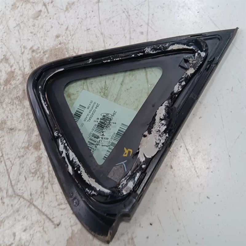  Driver Left Quarter Window Glass Hatchback Black Belt Moulding 11-19 Ford Fiesta