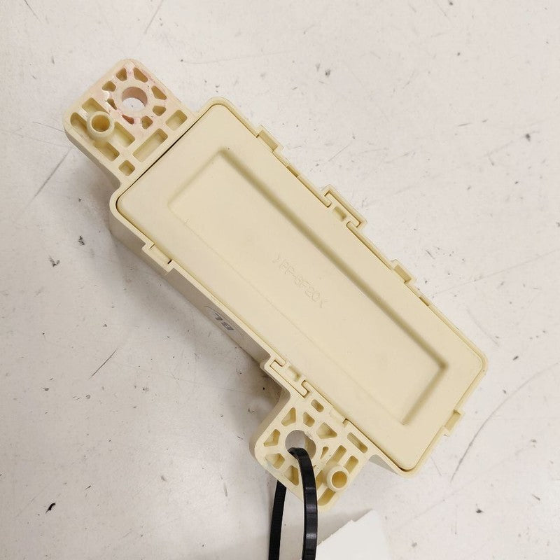 Hyundai Sonata Cabin Fuse Relay Box {91940C2010} 2017 2016 2015 OEM