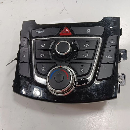 Temperature Control Heat Heater AC Switch Hatchback 13-17 Hyundai Elan