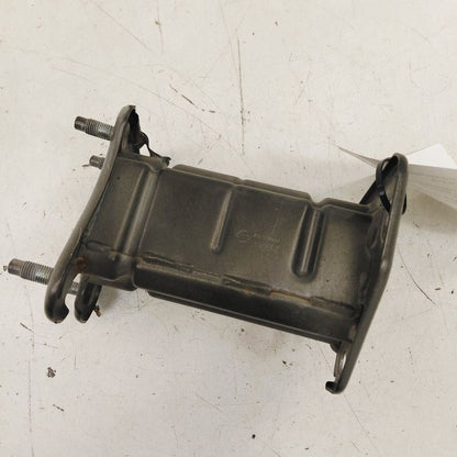 Nissan Rogue Bumper Mount Bracket Right Passenger Side Rear  2017 2018