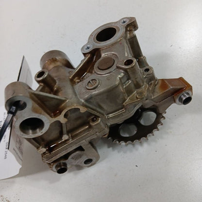 Toyota Yaris 1.5 Engine Oil Pump  2020 2019 2018 2017 2016
