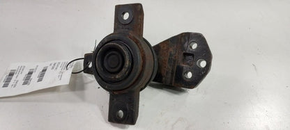 Hyundai Santa Fe Engine Motor Mount Right Passenger 2010 2011 2012 OEM