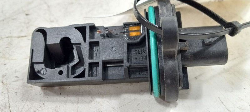 Mass Air Flow Meter Fits 11-15 VOLT OEM