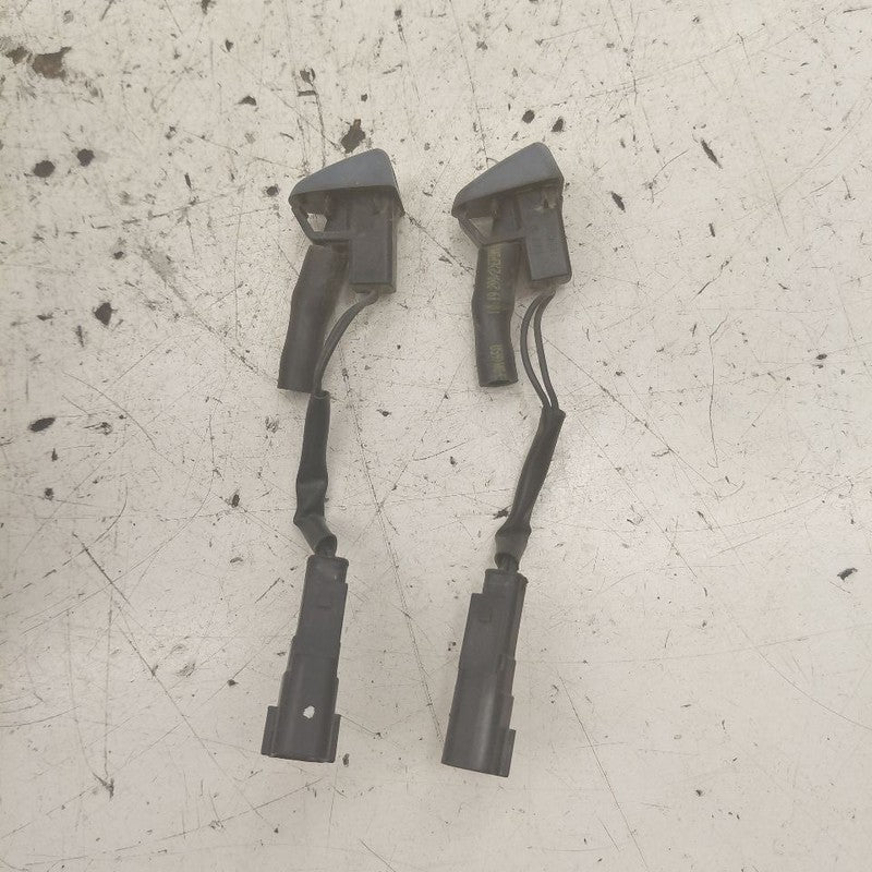 Volvo S60 Windshield Wiper Washer Fluid Hood Sprayer Nozzles  2013 201
