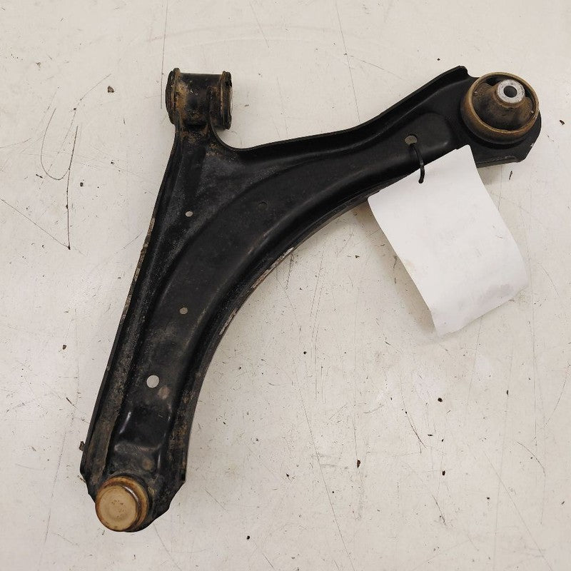 Passenger Right Front Lower Control Arm Fits 21-25 Chevy Trailblazer